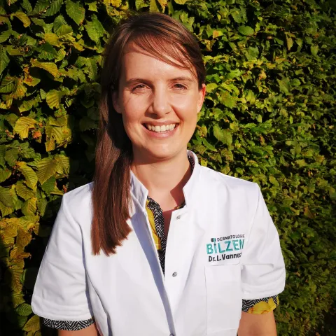 Dr. Lucie Vanneste